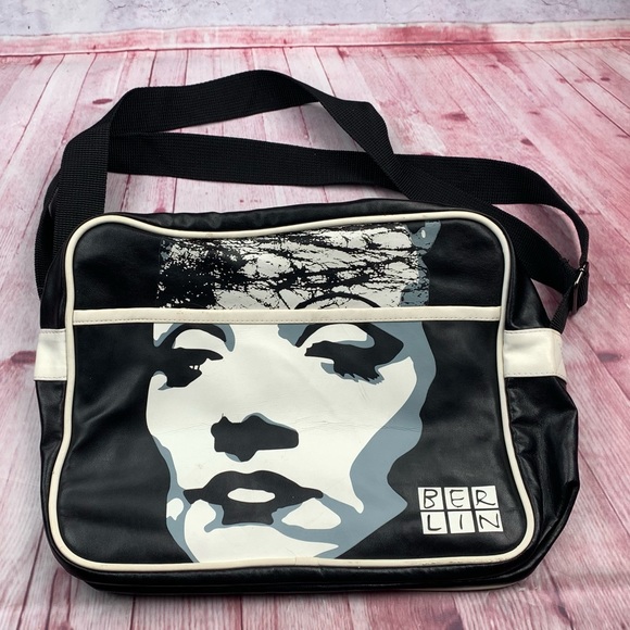 ➡️Berlin Band Square Tote - Picture 10 of 10